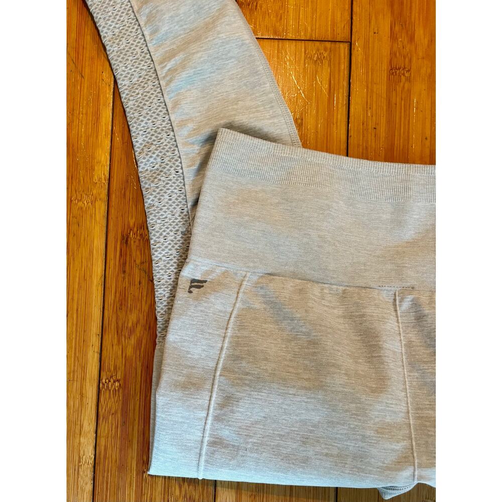 Fabletics high waisted sync legging- gray size small sculpting - Picture 3 of 6